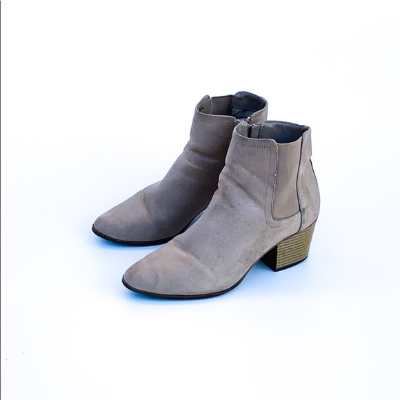 APT 9 Lawyersand suede booties - Picture 1 of 8